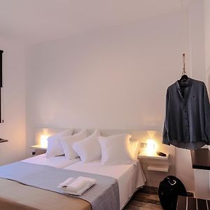 The 8 Rooms House